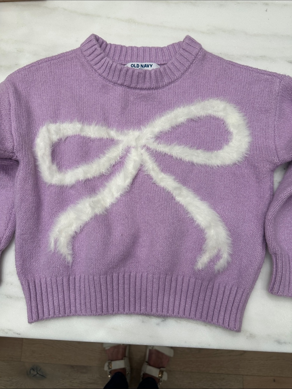 Old Navy girls xs/5 purple sweater with white bow. New